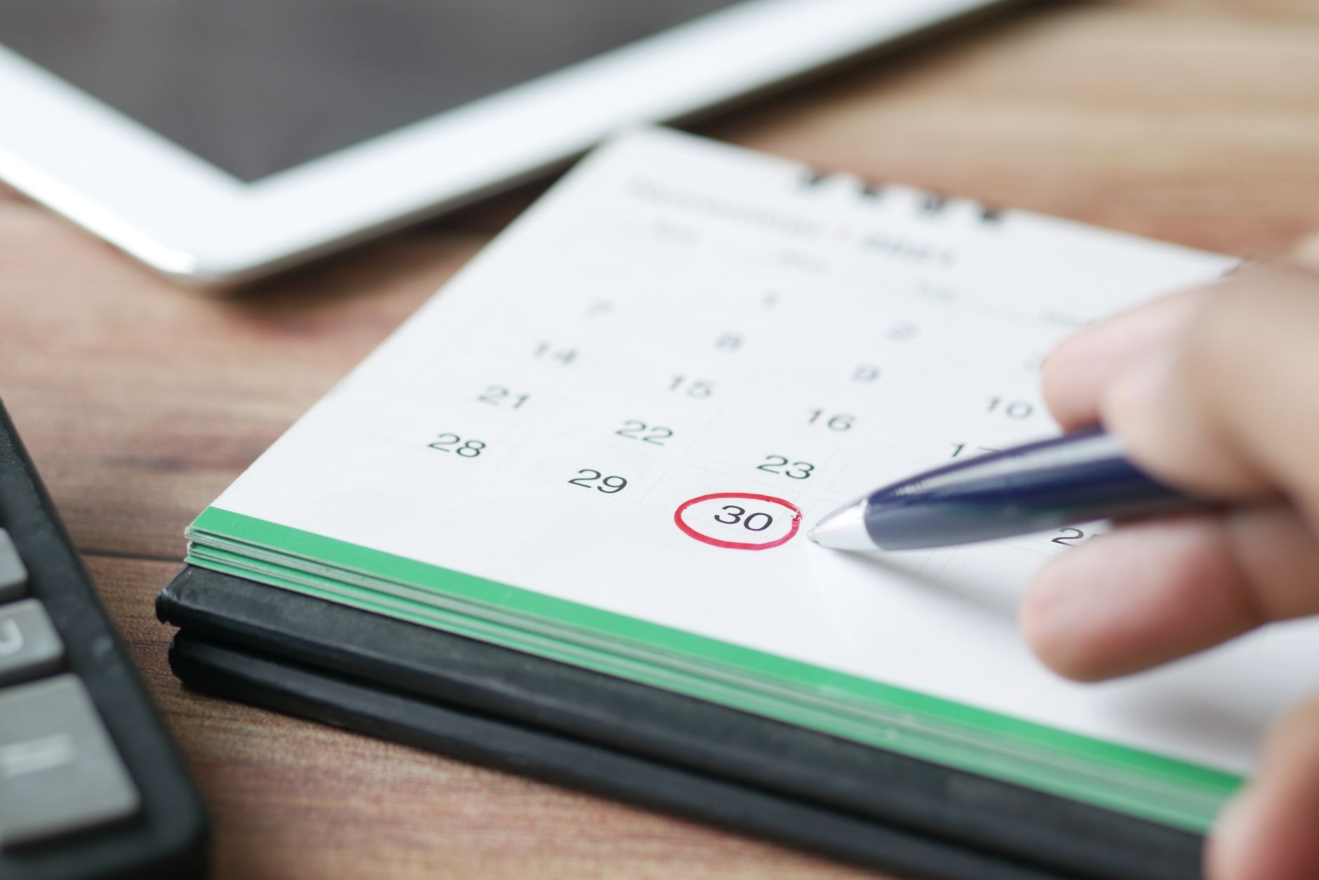 How to Build a Top Dressing Schedule for West Tennessee Conditions