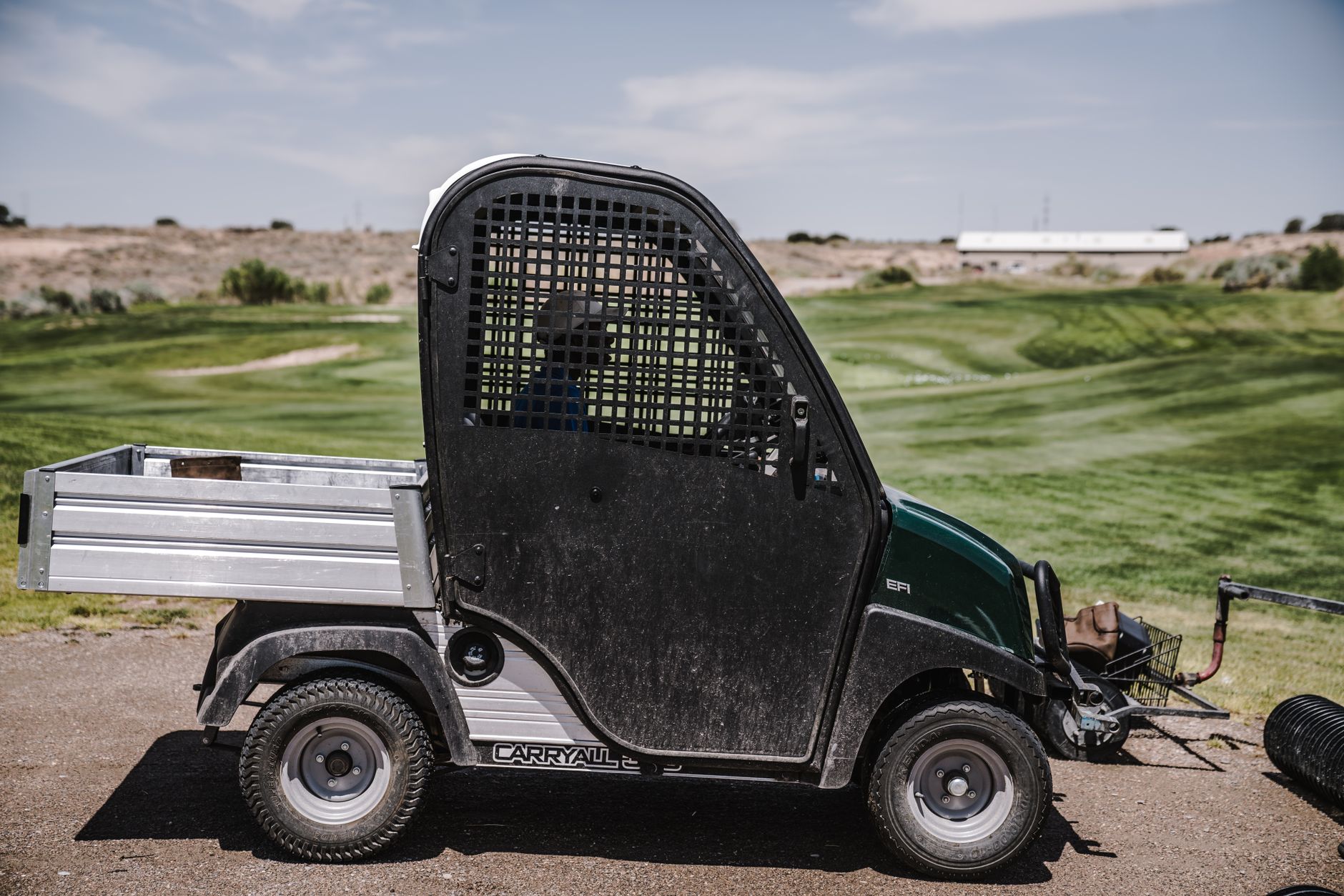 How Jackson Sand's Delivery Process Works for Golf Courses
