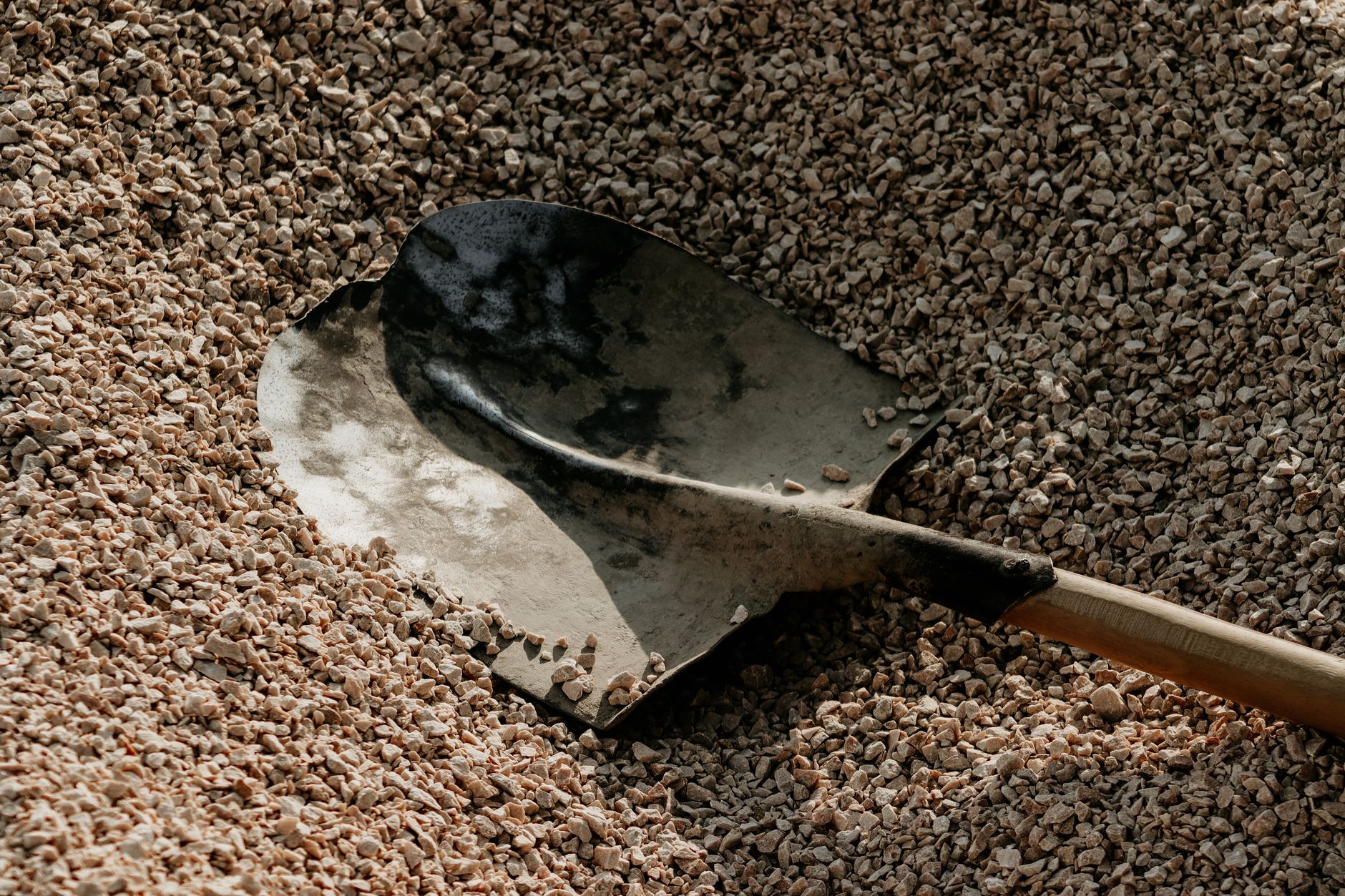 1. Jackson Sand Mixes Its Own Sand On-Site for Consistent Quality